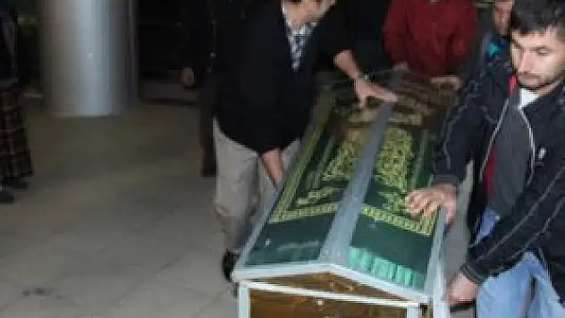 Mantar toplamaya gitti, ölü bulundu