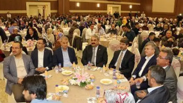 AK Parti Karatay Teşkilatından teşekkür yemeği