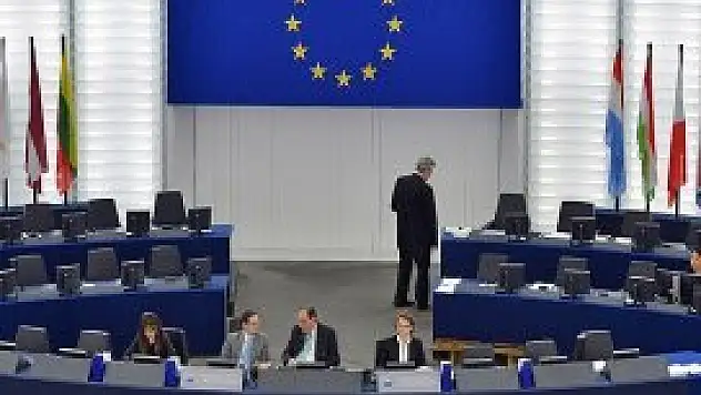 Türkiye kararına oyçokluğuyla kabul