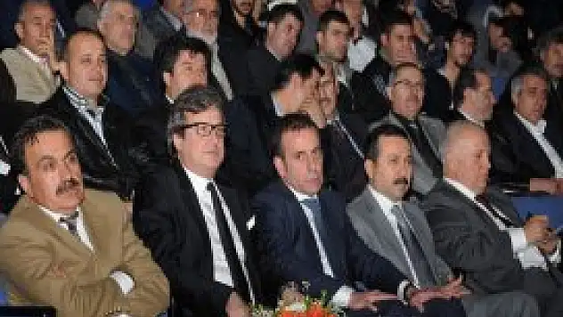 Gönüllerindeki Mevlana'yı anlattılar