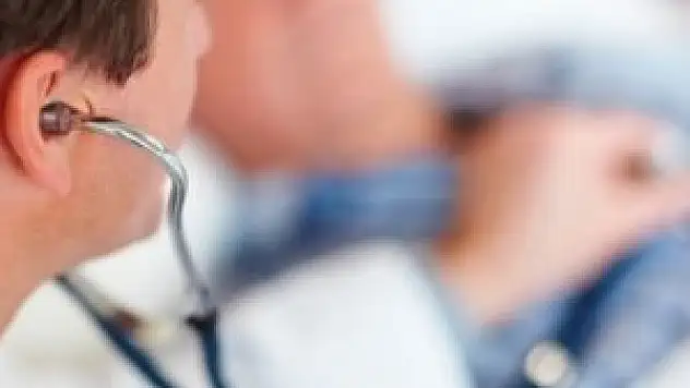 Çarpık ayaklı bebeklerde geç başvuru tedaviyi zorlaştırıyor