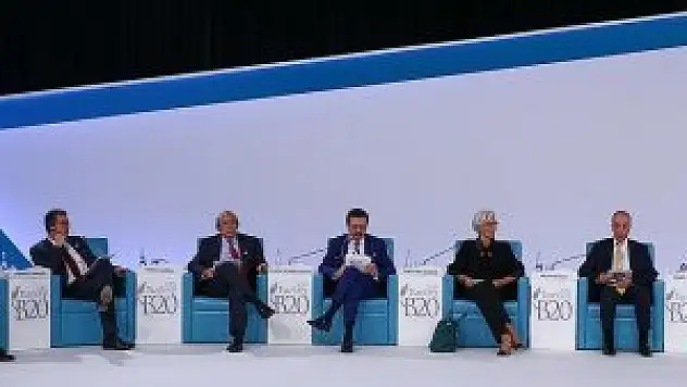 'Asgari ücret tüm ülkelerde yeterli seviyeye yükseltilmeli'