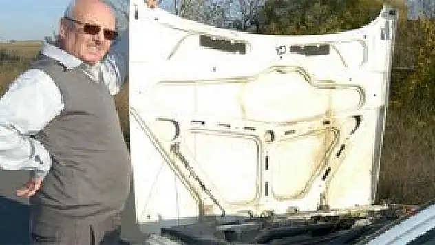 Yanan LPG'li aracı TIR şoförü söndürdü