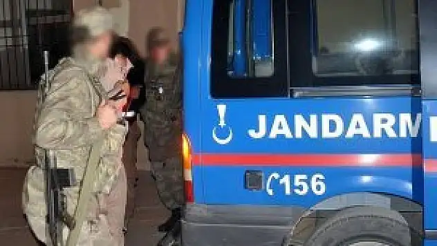 Kilis'teki DAEŞ operasyonunda 2 tutuklama 19 sınır dışı