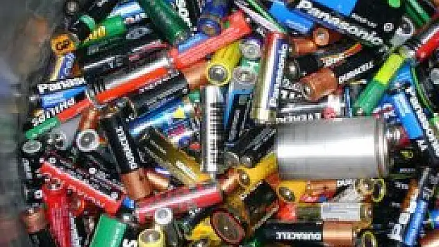 En fazla atık pil toplayan okullar ödüllendirildi