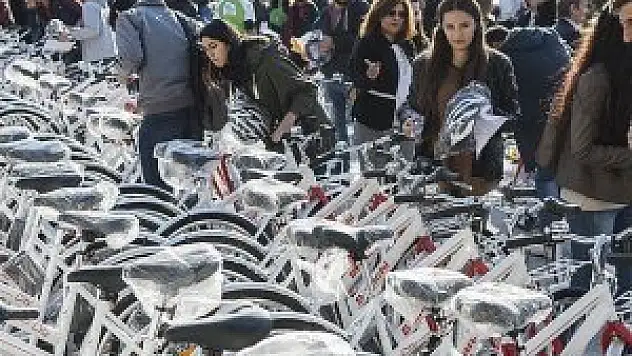'Aktif Kampüs Projesi' kapsamında 160 bisiklet dağıtıldı