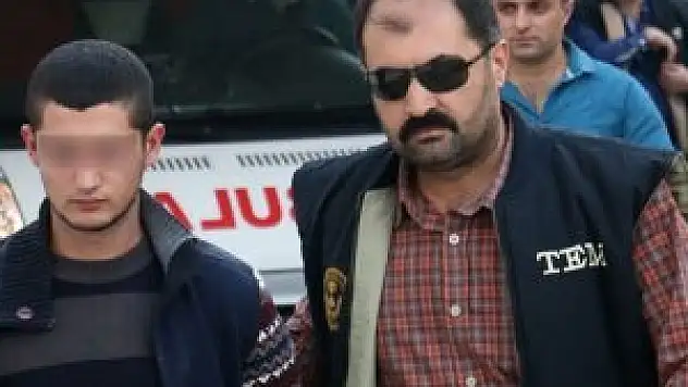 Mersin'de HDP binasına operasyon