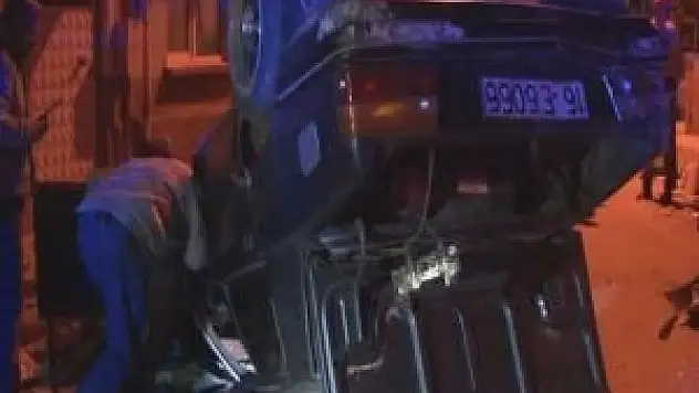 Cephanelik gibi araca müzik eşliğinde inceleme