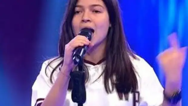 16 yaşındaki Berra Atahan jüriyi büyüledi