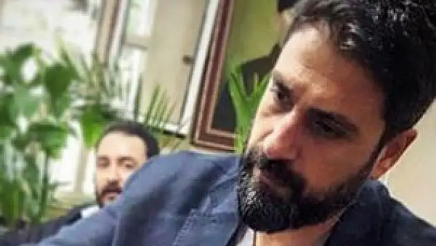 Erhan Çelik'ten Barcelona tweeti