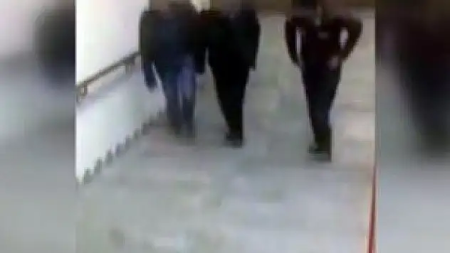 Suriyeli gençler gasp etmek istedikleri şahsı öldürdü