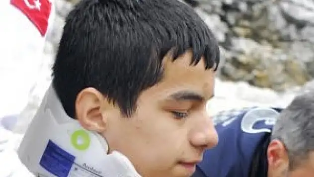 Manzara izlerken denize düştü