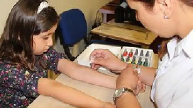 Anne sütü alerjiden koruyor