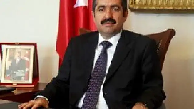 Vali, Tarımsal amaçlı su kullanımına dikkat çekti