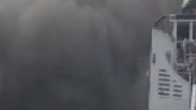 Fatih'te korkutan yangın