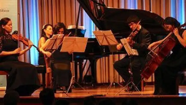 'Eski İstanbul'dan Batılı Eserler' konseri ilgi gördü