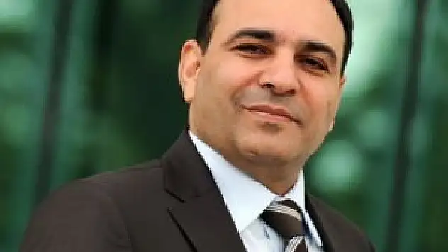 Bülent Keneş Today's Zaman'dan istifa etti