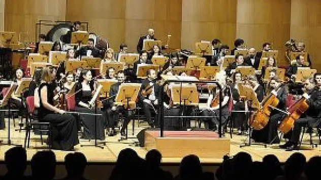 Senfoni Orkestrası'ndan Osmanlı Müziği konseri