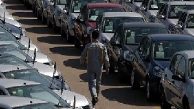 20 milyon araç sahibine 'radyo' uyarısı