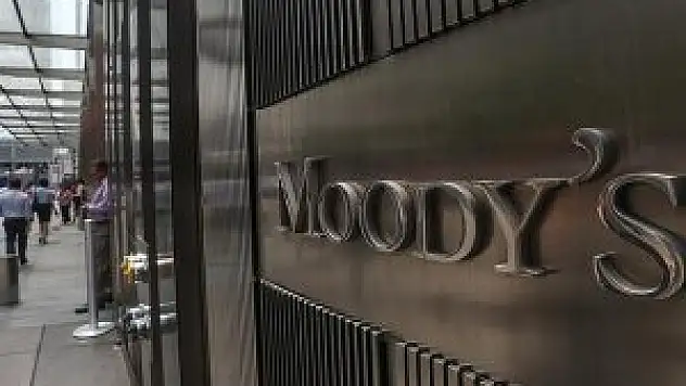 Moody's Türkiye'nin kredi notunu korudu