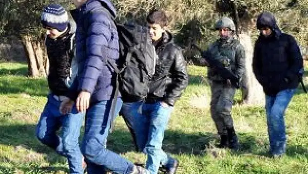 Çanakkale'de 120 Afganistanlı yakalandı
