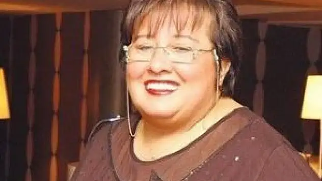 Şarkıcı Akrep Nalan hastaneye kaldırıldı!