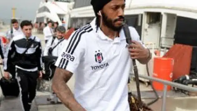 Beşiktaşlı Fernandes'i kovdular