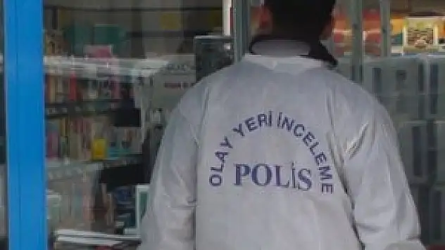 Kartal'da bıçaklı market soygunu