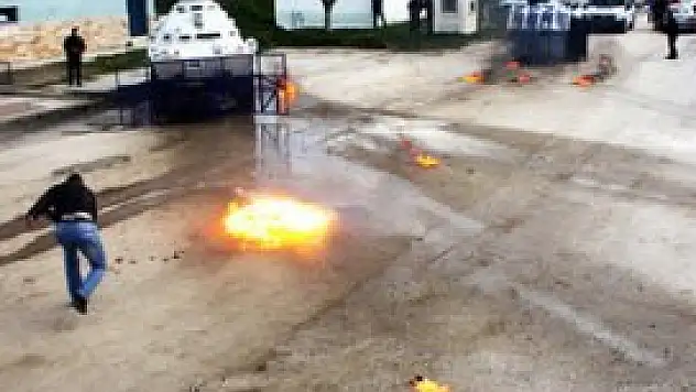 Üniversiteli molotofçulara rekor ceza