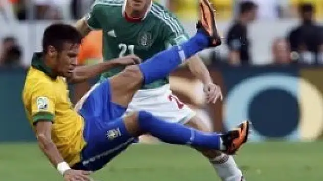 Neymar ve Jo, Meksika'yı yıktı