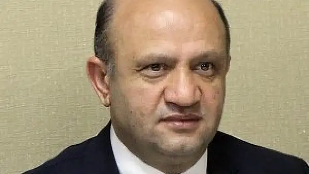 'Türkiye'nin yüzde 4'lük büyümesi 2016 için ümit verici'