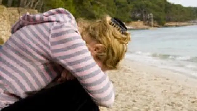 Geçen yıl 3 bin 225 kişi intihar etti