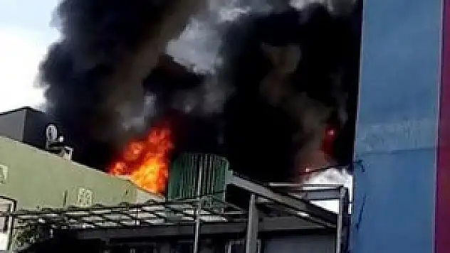 Bayrampaşa'da korkutan yangın