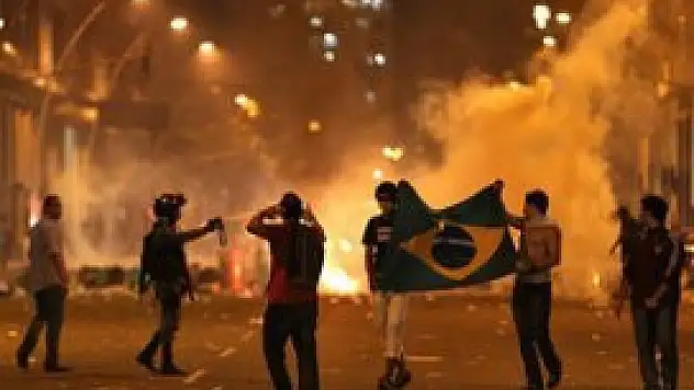 'Yükselen güçler' benzer olaylar ile yüz yüze