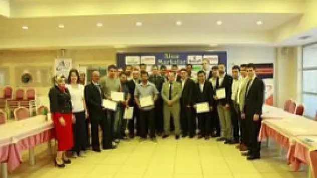 2023 gençleri çalışıyor