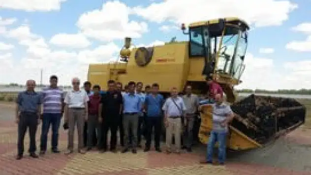 Biçerdöver operatörleri hasada hazır