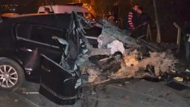 Aşırı hız ve dikkatsizlik ölüme neden oldu