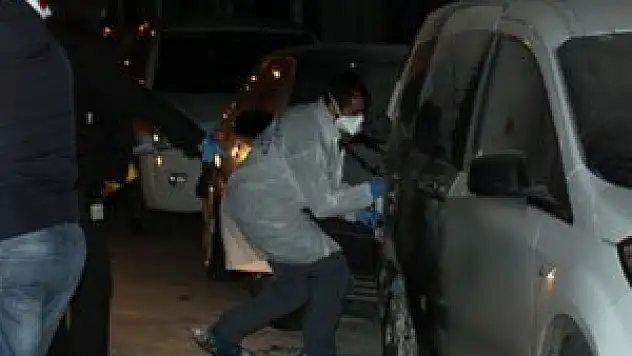 İstanbul'da 3 ilçede 8 araç kundaklandı