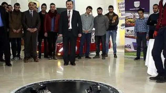 Dünya birincisi robotlardan gösteri