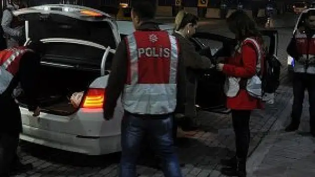 İstanbul'da 5 bin polisin katılımıyla asayiş uygulaması