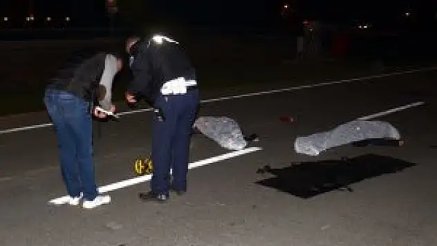 Antalya'da kamyonet yayalara çarptı: 2 ölü