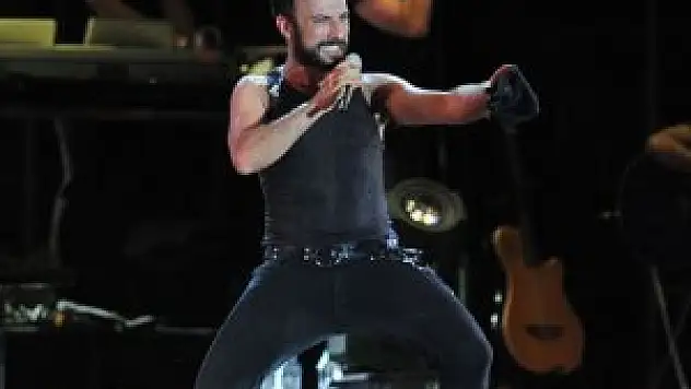 Tarkan'a büyük şok