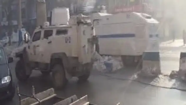 Yürüyüşe polis müdahalesi