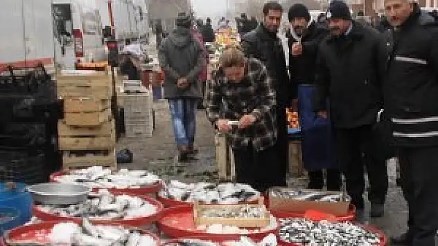 Cihanbeyli'de balık tezgahları denetlendi
