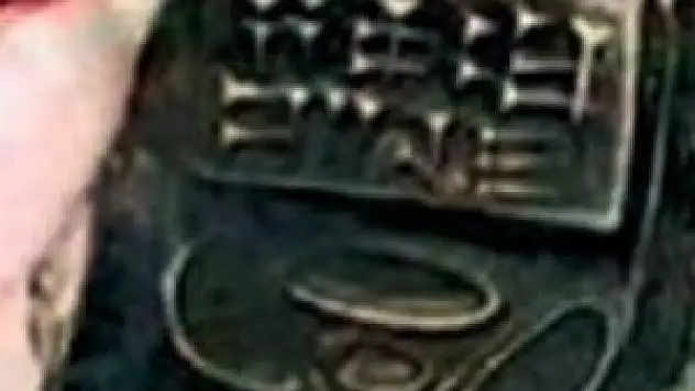 800 yıllık cep telefonu şoke etti!