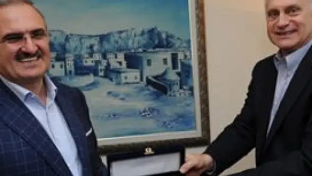 Amerikalılara Van'a gelin çağrısı