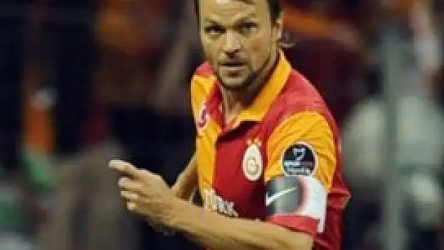 Ujfalusi F.Bahçe'nin Kadlec transferine ne dedi?