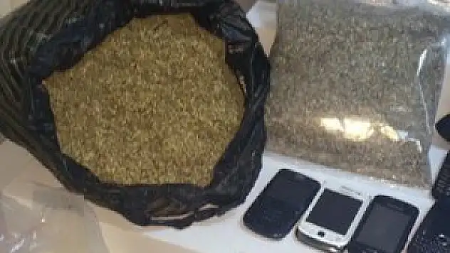 İstanbul'da uyuşturucu operasyonu:16 gözaltı