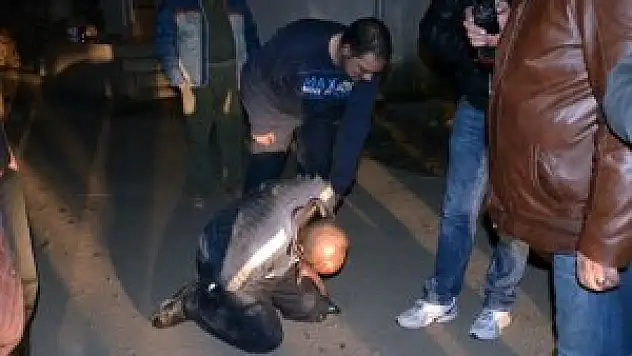 Suriyelilerin kaldığı evde yangın! 9 kişi dumandan etkilendi