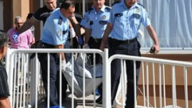 Tartıştığı karısını av tüfeğiyle öldürdü